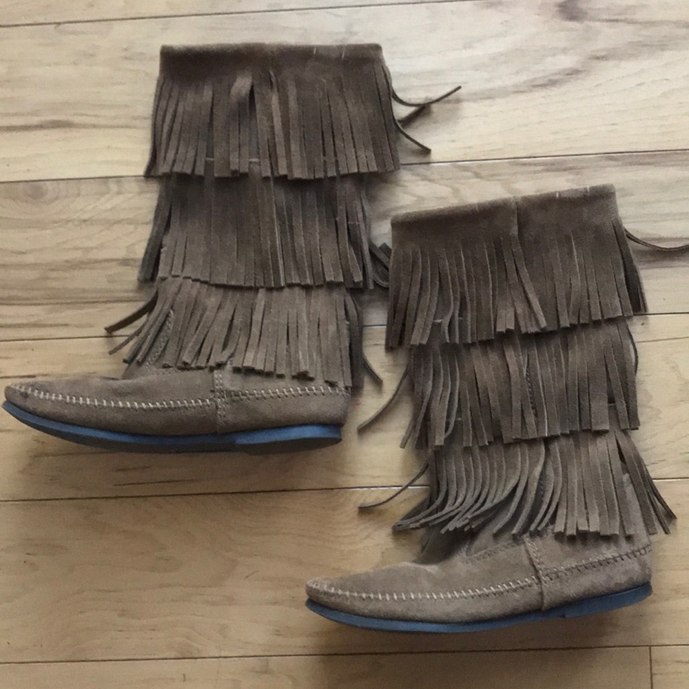Moccasin Boot